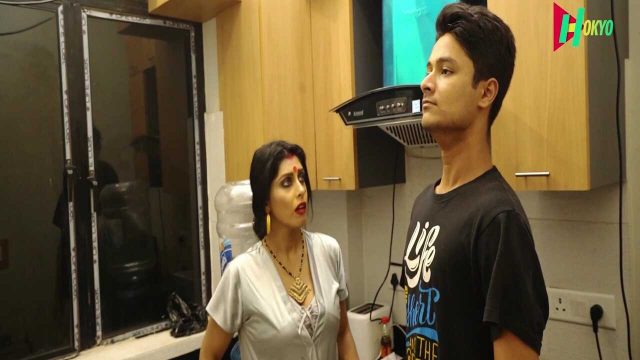 Neelam Aunty Hokyo Originals 2021 Hindi Hot Web Series Ep 3