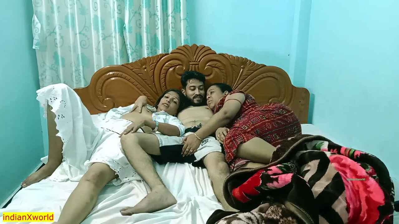 Xx Sex Hindivifeo - sister mother threesome sex hindi video Free Porn Video WoWuncut.com