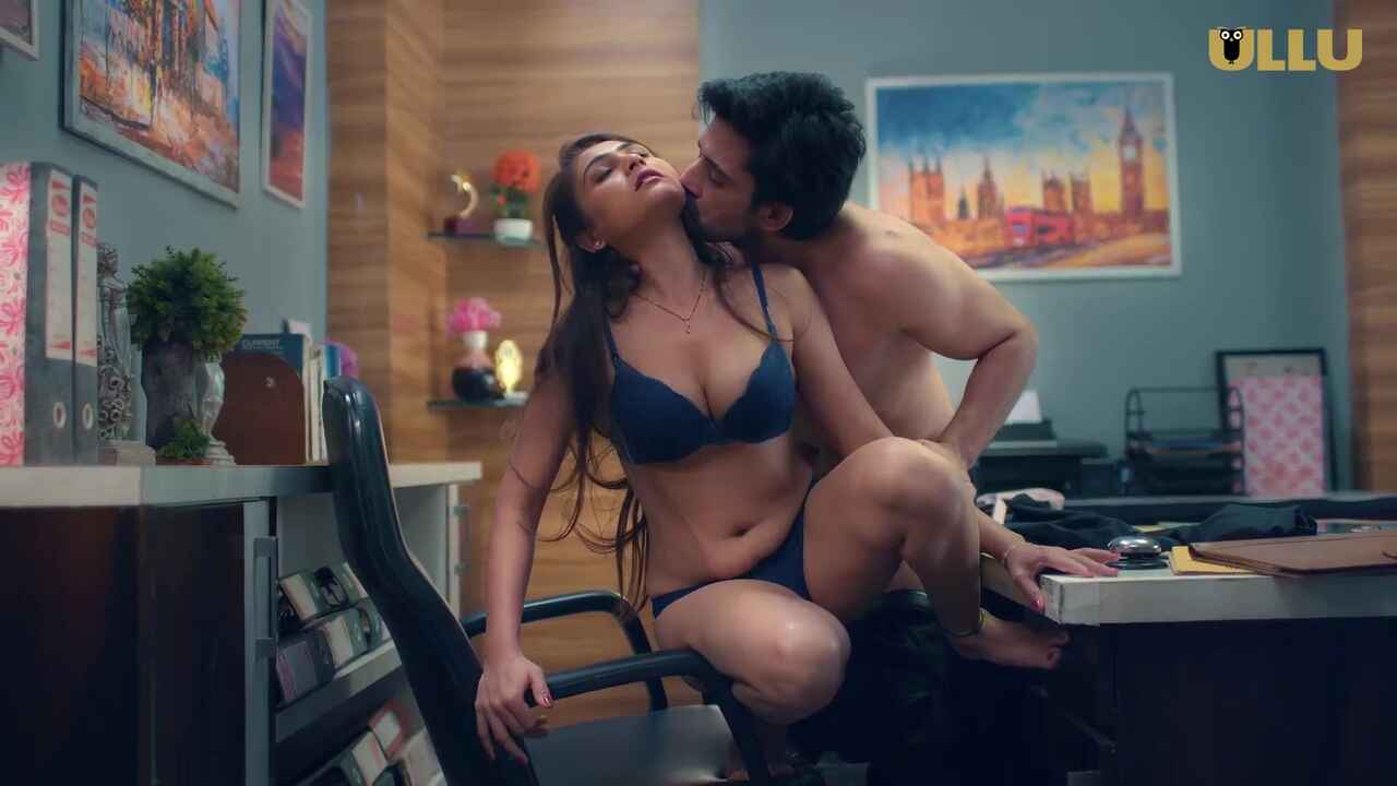 Siriki Hot Sex V - ullu khidki webseries Free Porn Video WoWuncut.com