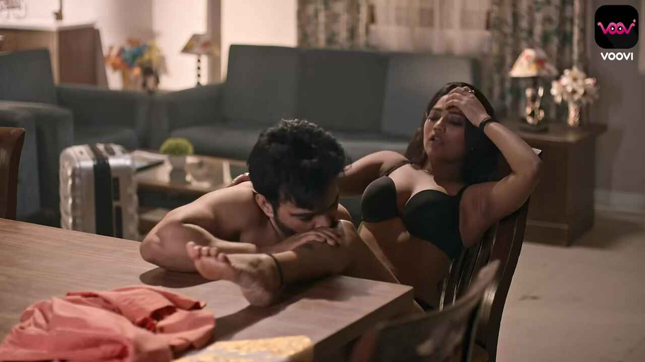 Pyar Idhar Udhar 2023 Voovi Hindi Sex Web Series Episode 2