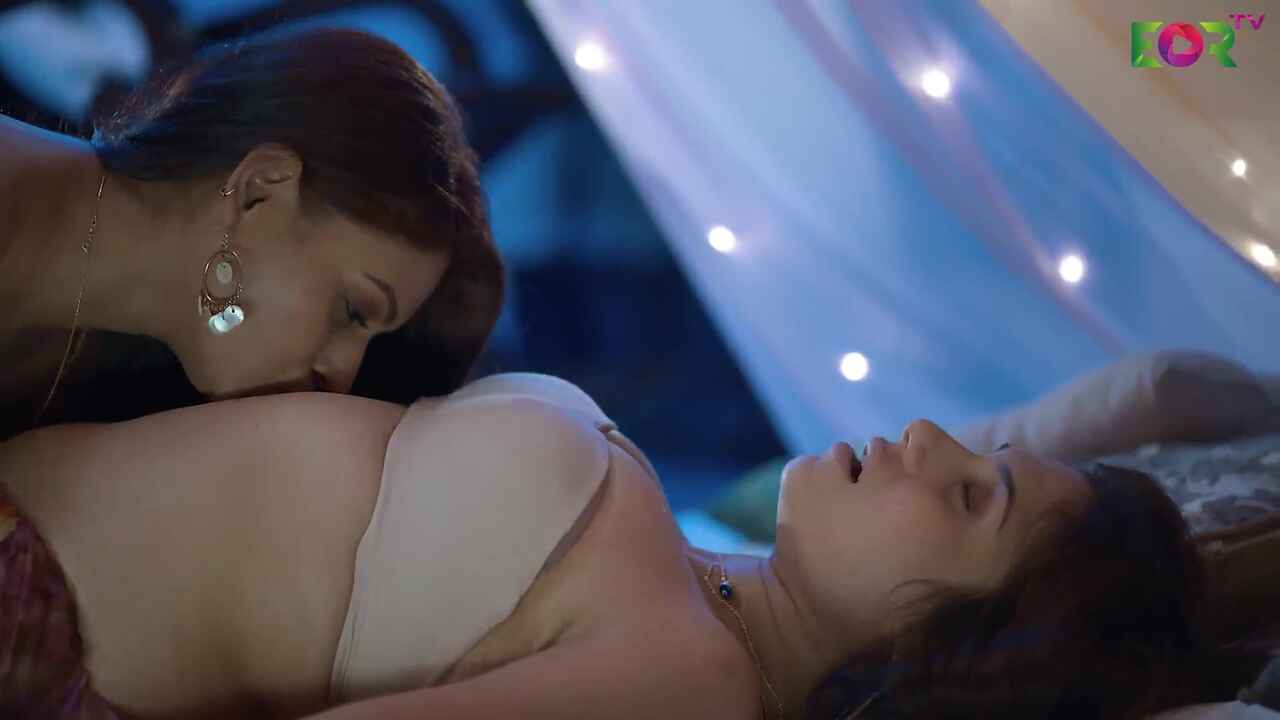Love bite sex scene