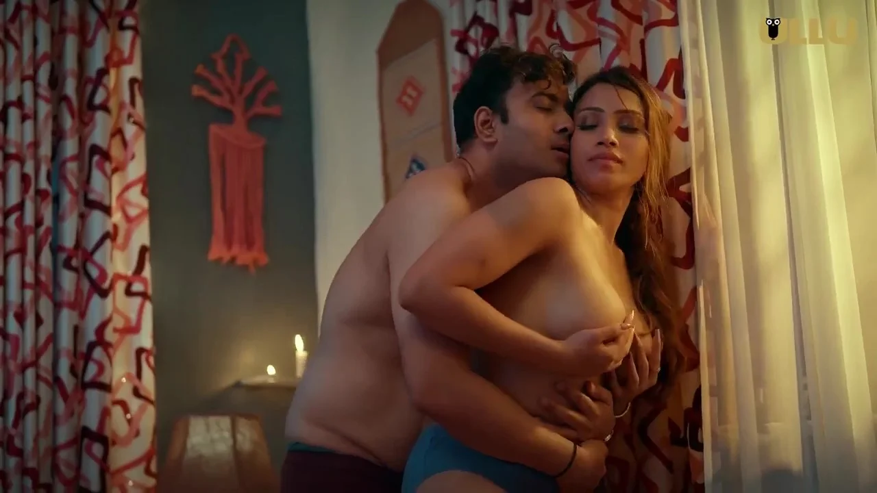 Aadhi Gharwali 2025 Ullu Hindi Sex Web Series Episode 5